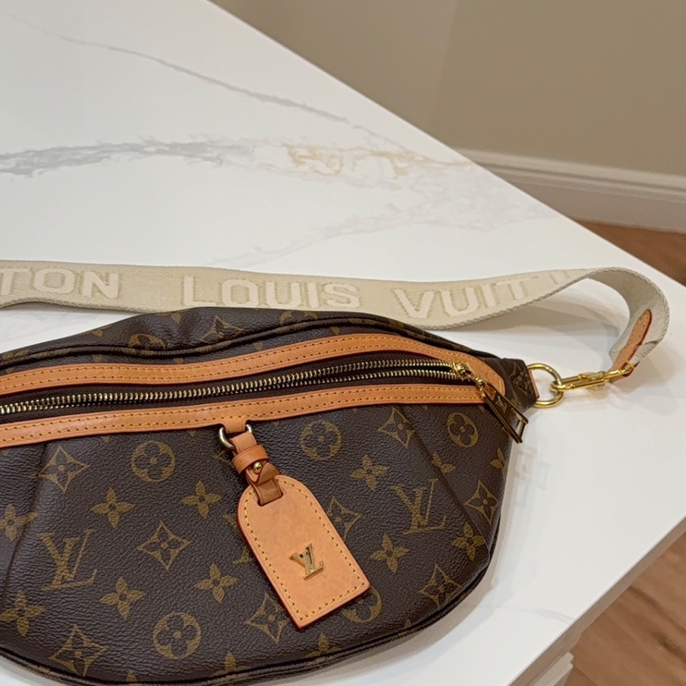 LV - Picture 4 of 4